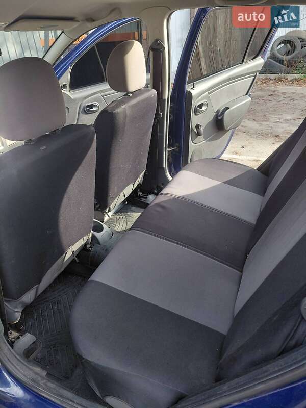 Хэтчбек Dacia Sandero 2009 в Сумах