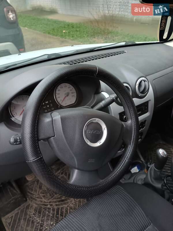 Хэтчбек Dacia Sandero 2009 в Сумах фото 7 Хэтчбек Dacia Sandero 2009 в Сумах