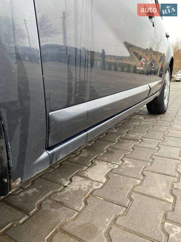 Хетчбек Dacia Sandero 2010 в Софіївці фото 34 Хетчбек Dacia Sandero 2010 в Софіївці