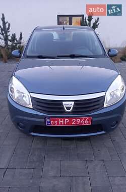 Хетчбек Dacia Sandero 2008 в Луцьку