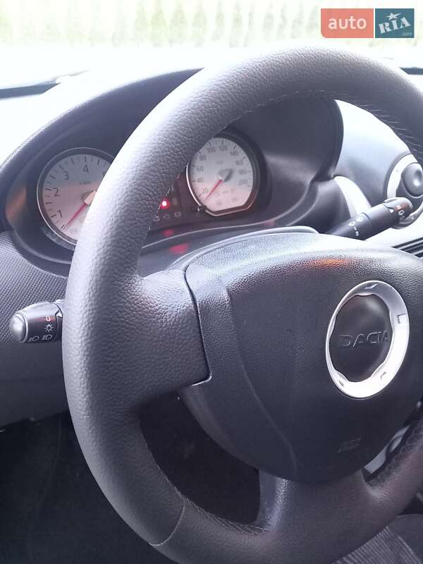 Хетчбек Dacia Sandero 2008 в Луцьку фото 19 Хетчбек Dacia Sandero 2008 в Луцьку