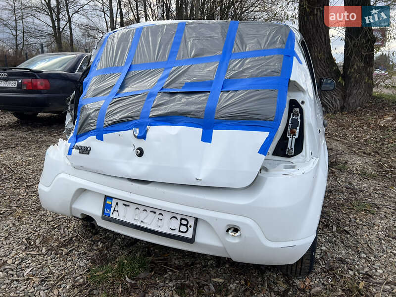 Хетчбек Dacia Sandero 2010 в Калуші