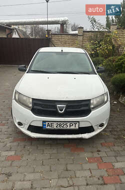 Хэтчбек Dacia Sandero 2013 в Днепре
