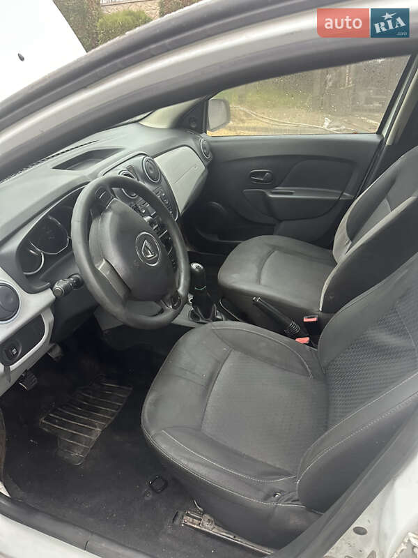 Хетчбек Dacia Sandero 2013 в Дніпрі фото 8 Хетчбек Dacia Sandero 2013 в Дніпрі