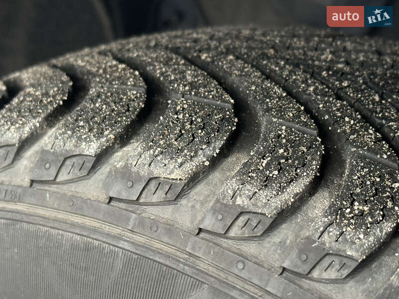 Хэтчбек Dacia Sandero 2011 в Ровно