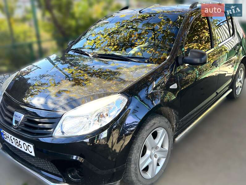 Dacia Sandero 2010 Dacia Sandero 2010