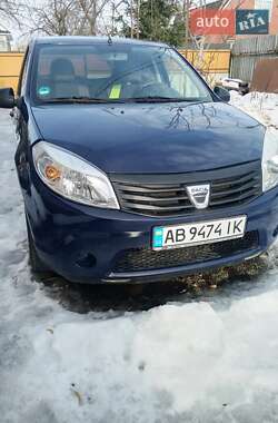 Хетчбек Dacia Sandero 2011 в Гнівані