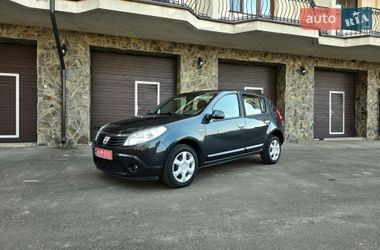 Хетчбек Dacia Sandero 2008 в Володимирі