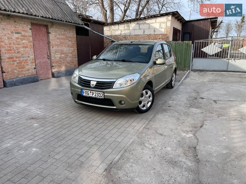Dacia Sandero 2009