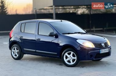 Хетчбек Dacia Sandero 2009 в Хмельницькому