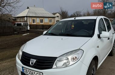 Хэтчбек Dacia Sandero 2009 в Соснице