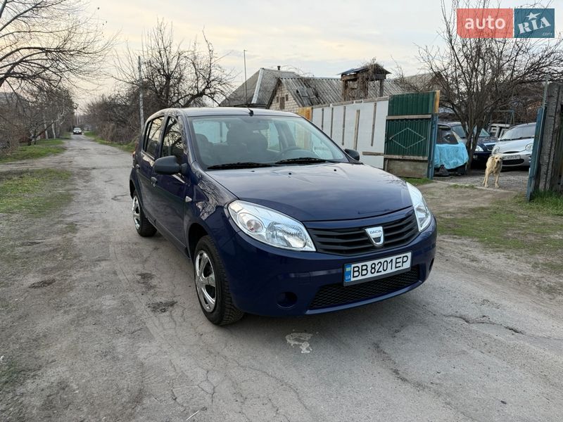 Хэтчбек Dacia Sandero 2009 в Кременчуге