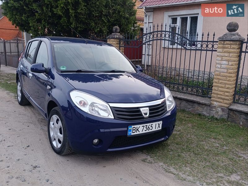 Dacia Sandero 2009