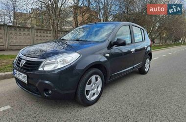 Хетчбек Dacia Sandero 2009 в Вінниці