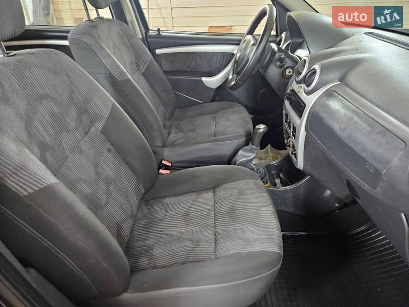 Хэтчбек Dacia Sandero 2009 в Виннице фото 10 Хэтчбек Dacia Sandero 2009 в Виннице