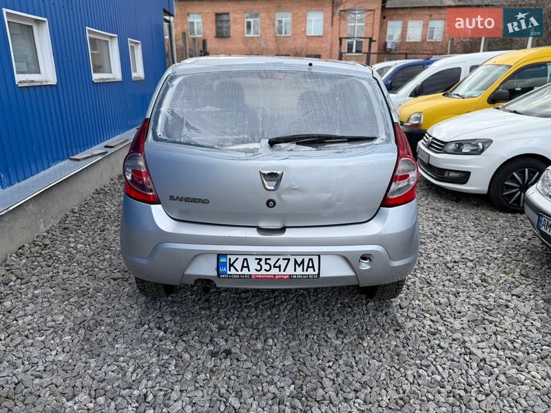 Хэтчбек Dacia Sandero 2012 в Бердичеве