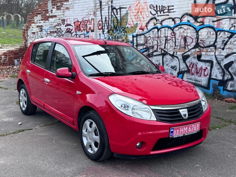 Хэтчбек Dacia Sandero 2009 в Полтаве фото 3 Хэтчбек Dacia Sandero 2009 в Полтаве