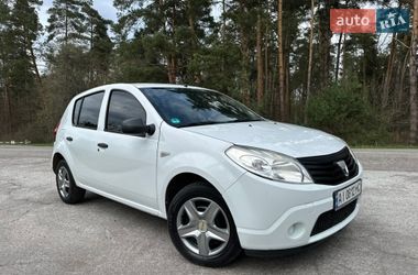 Хэтчбек Dacia Sandero 2009 в Фастове