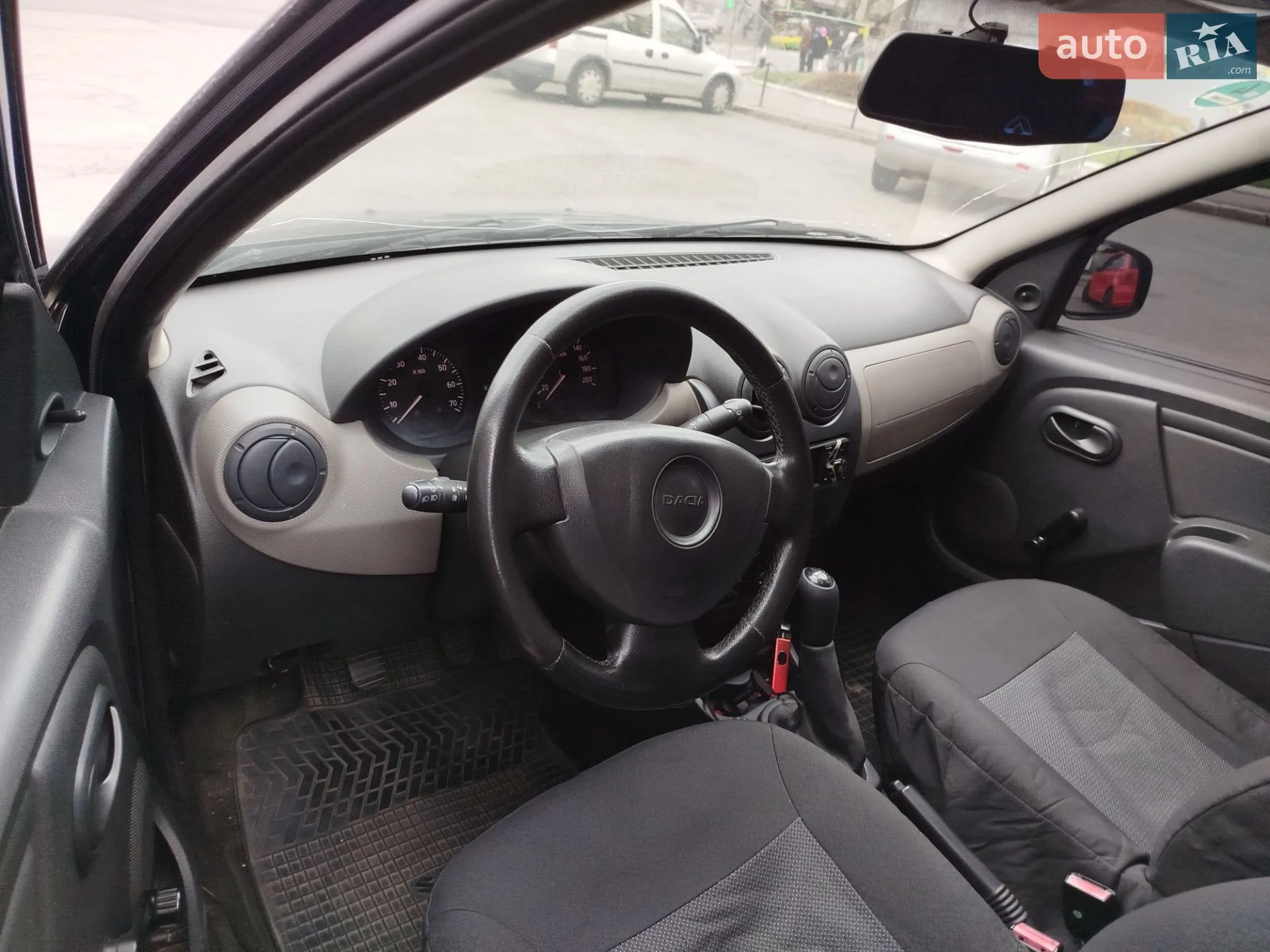 2010 Dacia Sandero - мініатюра 10