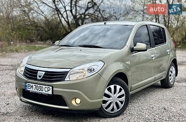Хетчбек Dacia Sandero 2008 в Сумах