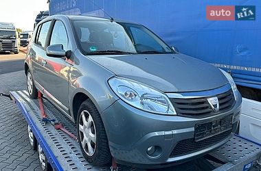 Хетчбек Dacia Sandero 2009 в Луцьку