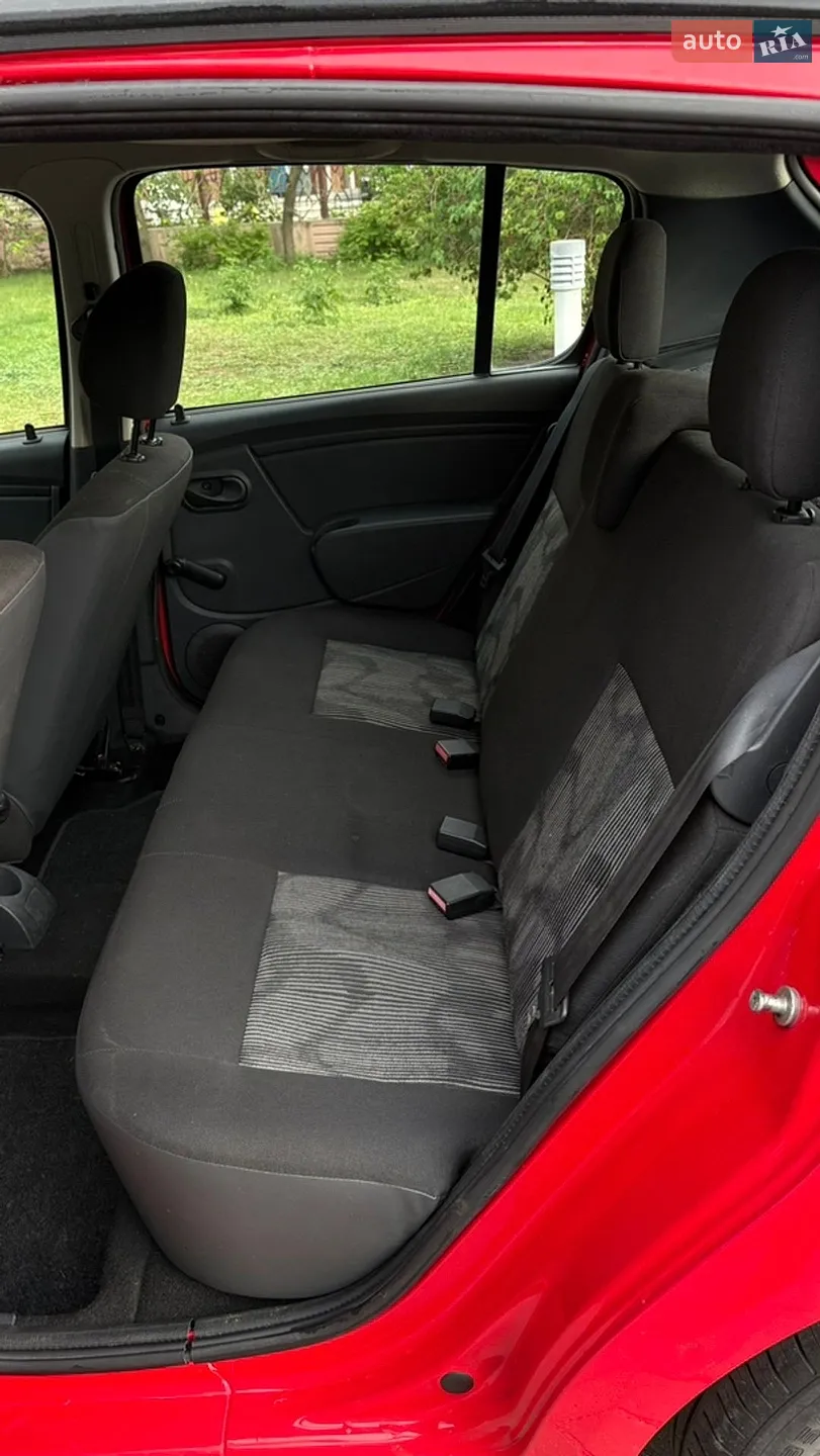 2010 Dacia Sandero - мініатюра 21