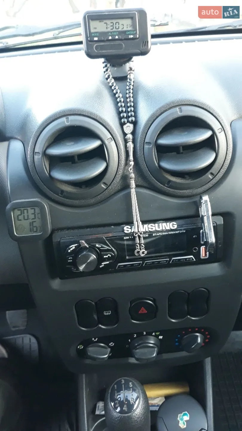 2010 Dacia Sandero - мініатюра 6