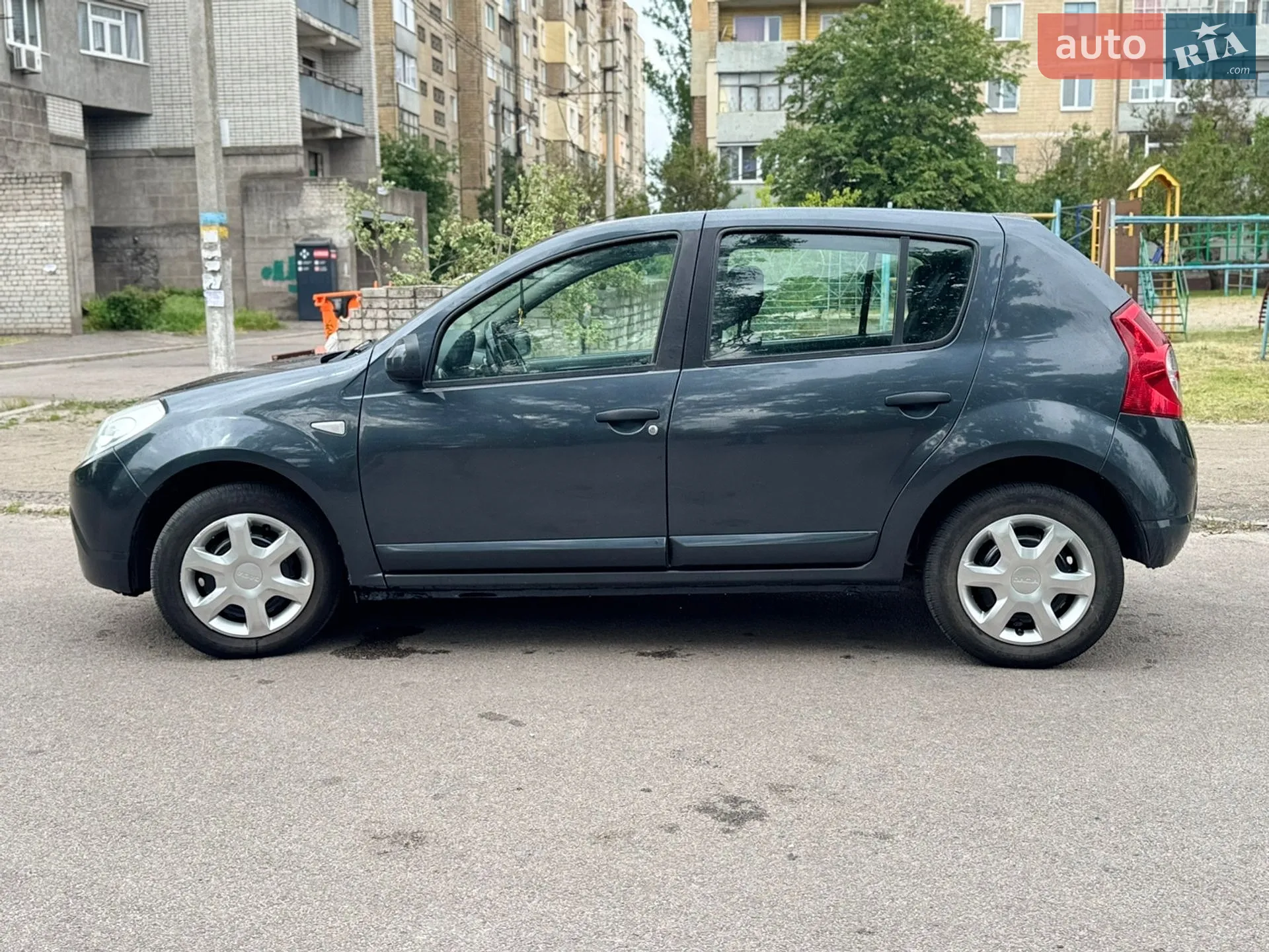 Dacia Sandero 2009 VIN UU1BSDAFH41060446 фото оголошення 4 з 12