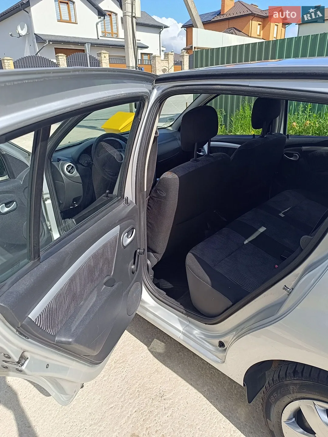 2010 Dacia Sandero - мініатюра 34