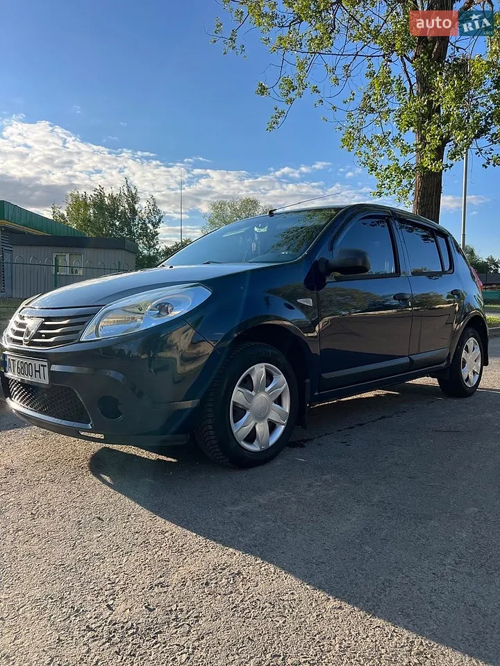 2010 Dacia Sandero - мініатюра 16