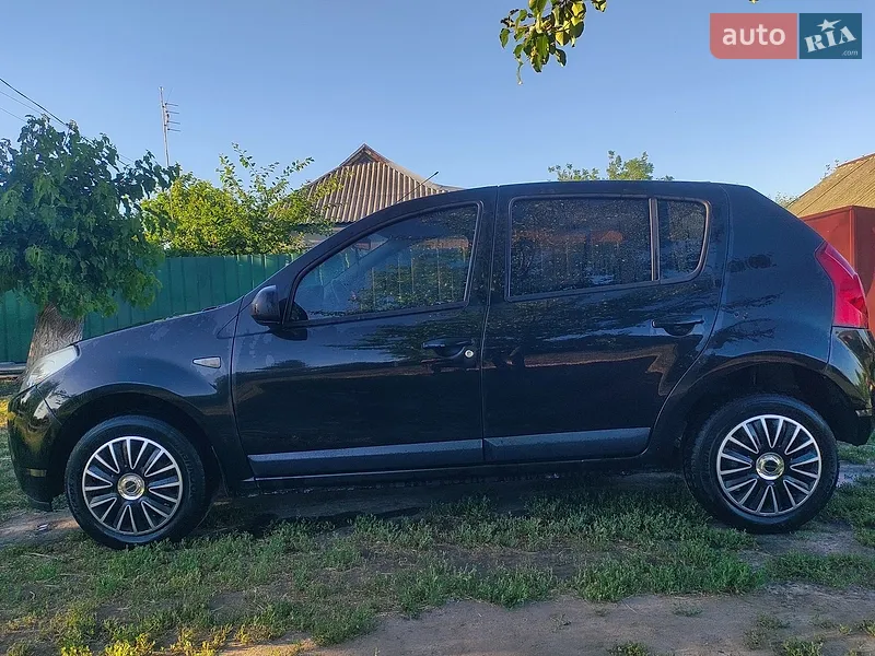 Dacia Sandero 2010 VIN UU1BSDKKH43921311 фото оголошення 2 з 44