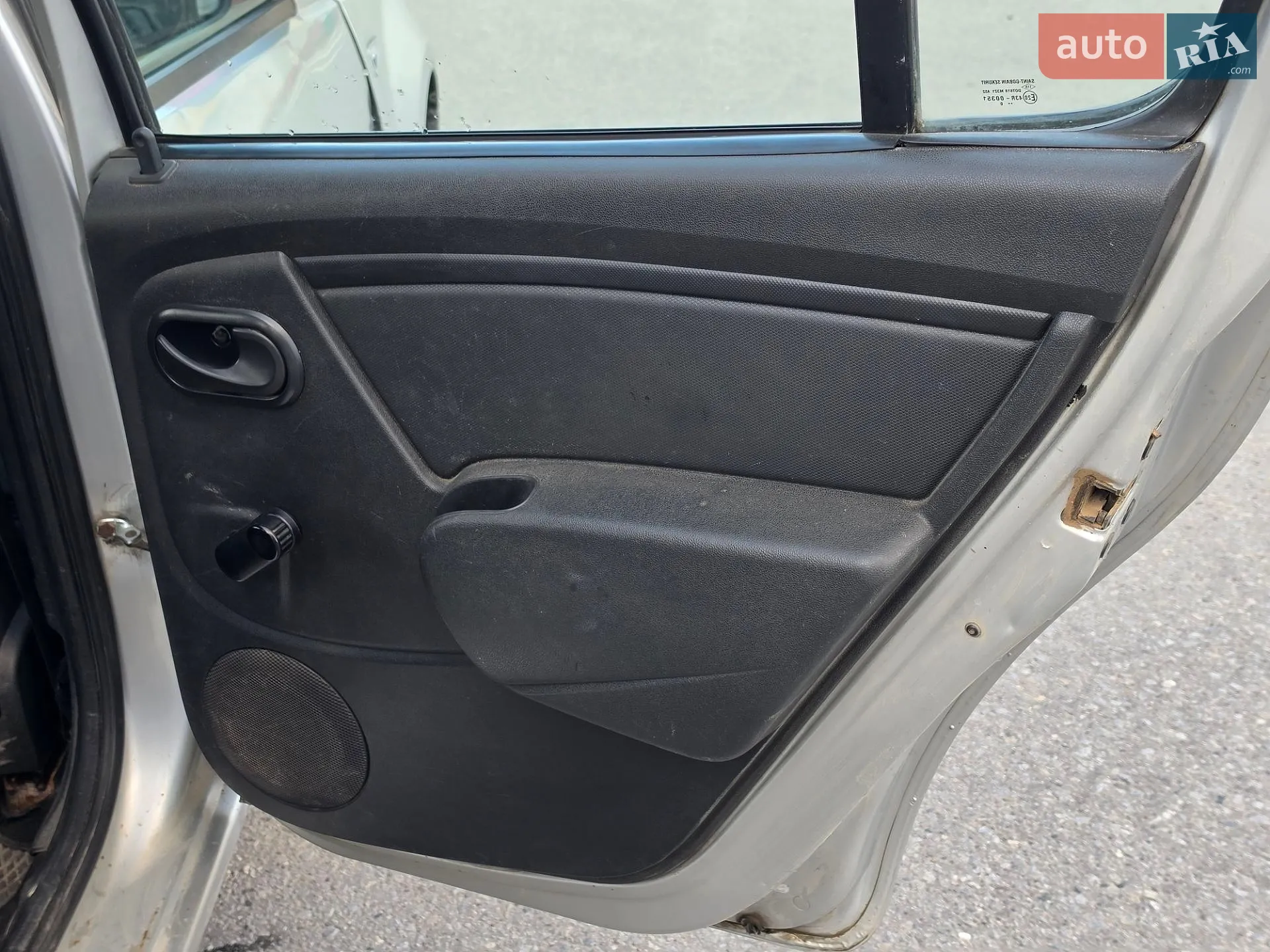 2010 Dacia Sandero - мініатюра 26