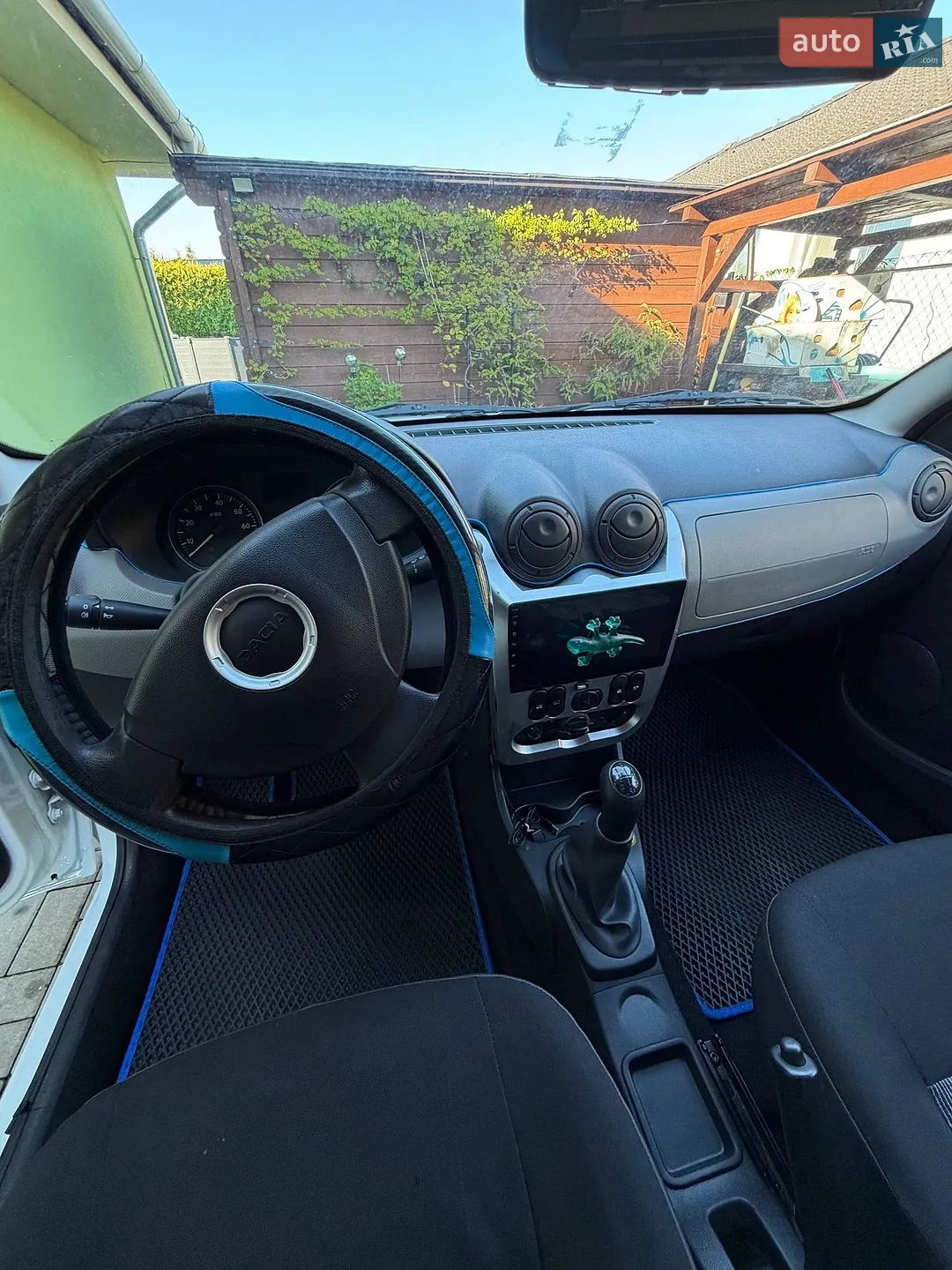 2010 Dacia Sandero - мініатюра 22