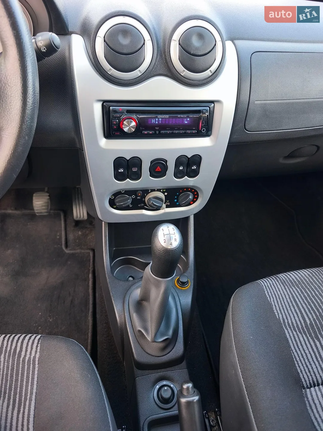 2011 Dacia Sandero - мініатюра 10