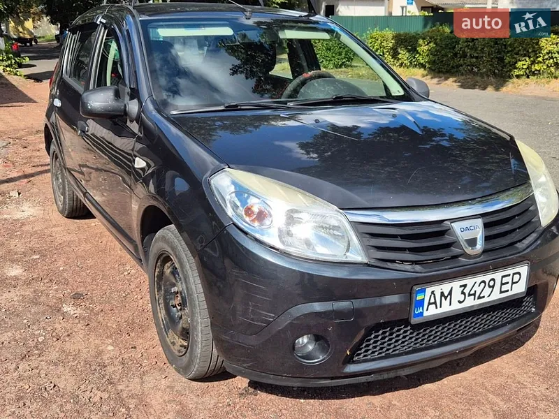 Dacia Sandero 2008