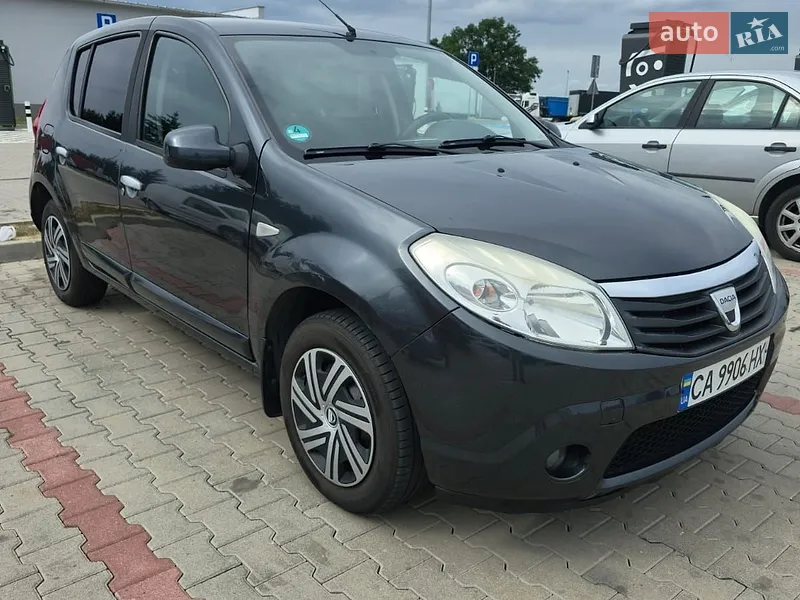 Dacia Sandero 2008