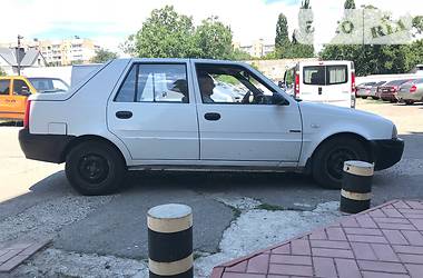 Седан Dacia Solenza 2004 в Николаеве