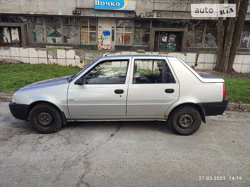 Хэтчбек Dacia Solenza 2004 в Каменском