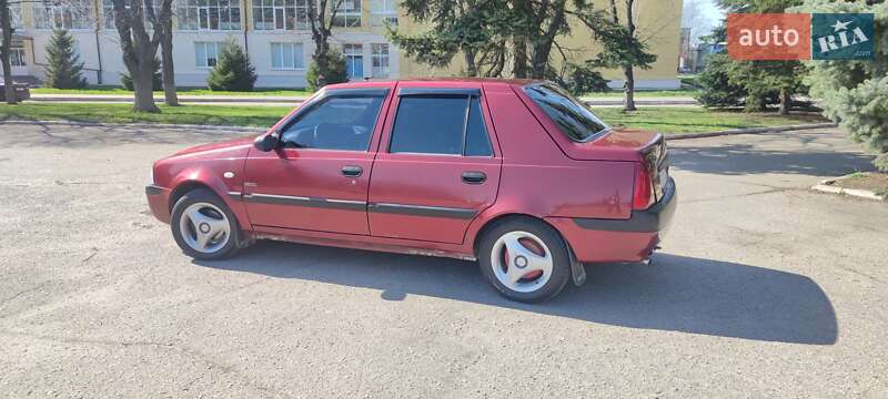 Седан Dacia Solenza 2003 в Лозовой