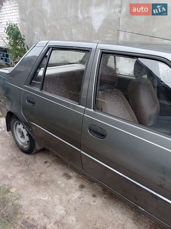 Седан Dacia Solenza 2003 в Житомире