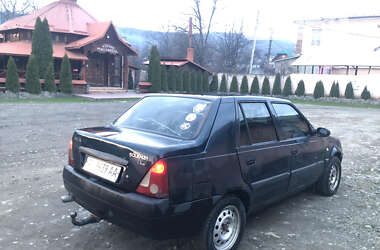 Седан Dacia Solenza 2004 в Рахові