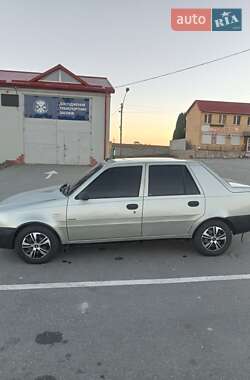 Седан Dacia Solenza 2003 в Тернополе