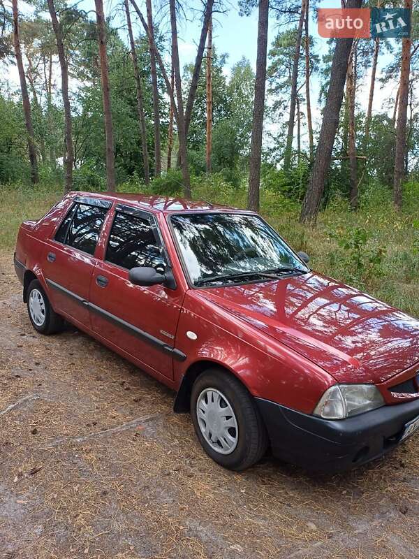Седан Dacia Solenza 2004 в Богодухове