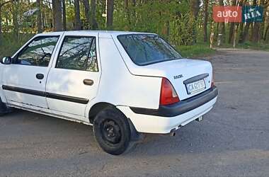 Седан Dacia Solenza 2004 в Умани