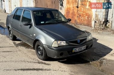 Седан Dacia Solenza 2003 в Киеве