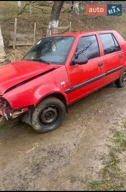 Седан Dacia Solenza 2004 в Тячеве