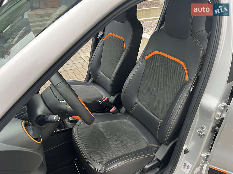 Внедорожник / Кроссовер Dacia Spring 2021 в Львове