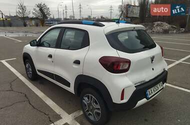 Внедорожник / Кроссовер Dacia Spring 2021 в 