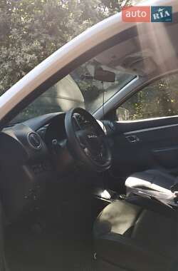 Внедорожник / Кроссовер Dacia Spring 2023 в 