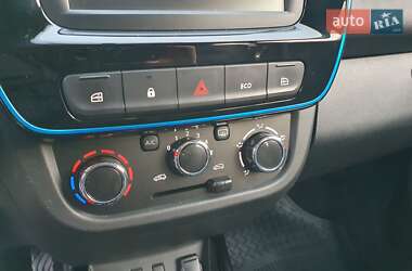Внедорожник / Кроссовер Dacia Spring 2021 в 